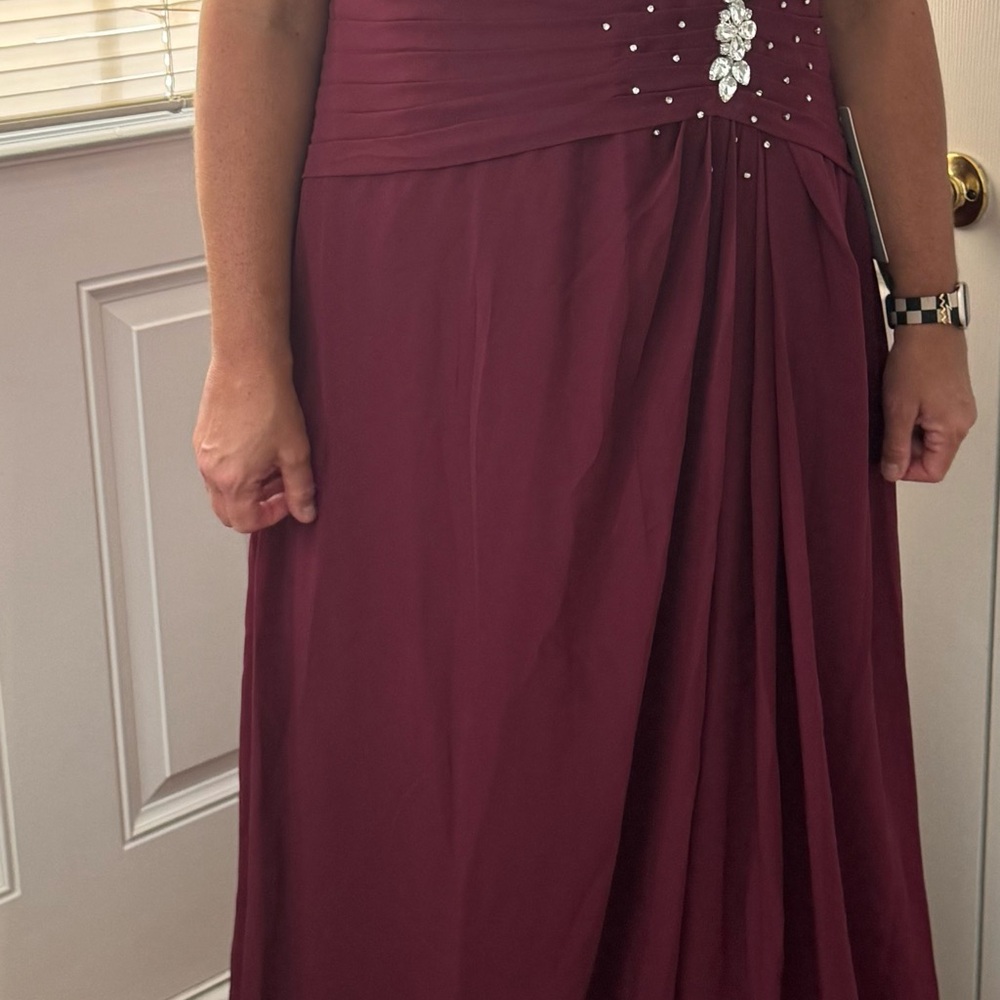 Elegant Burgundy Evening Gown